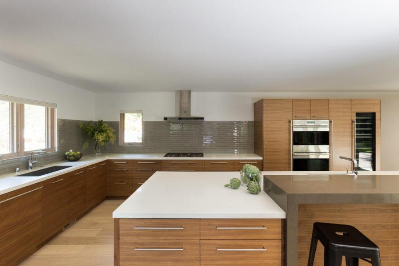 Residential B- Modern/Contemporary Residence over 3,000 sq. ft.