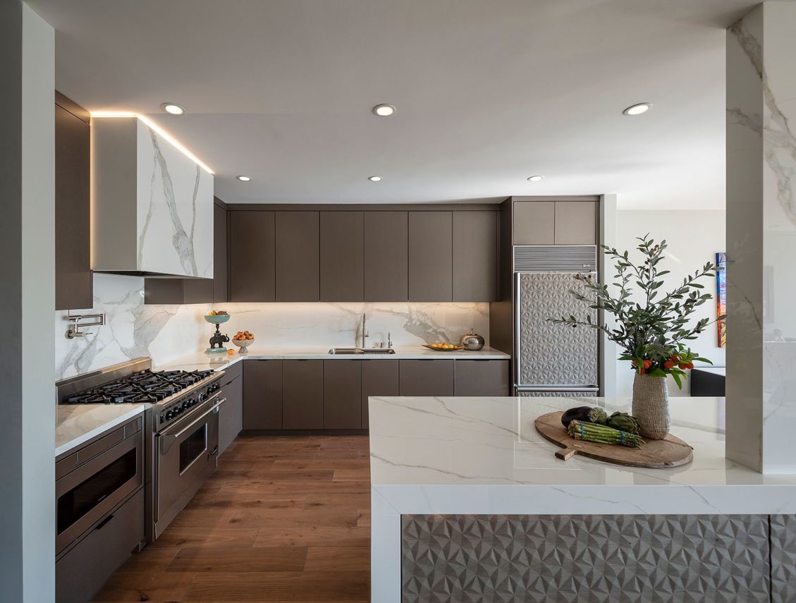 Residential Modern/ Contemporary – Kitchen, Silver, Julie Mifsud​, Julie Mifsud Design​, Cynthia Campanile​, IP – AT&S